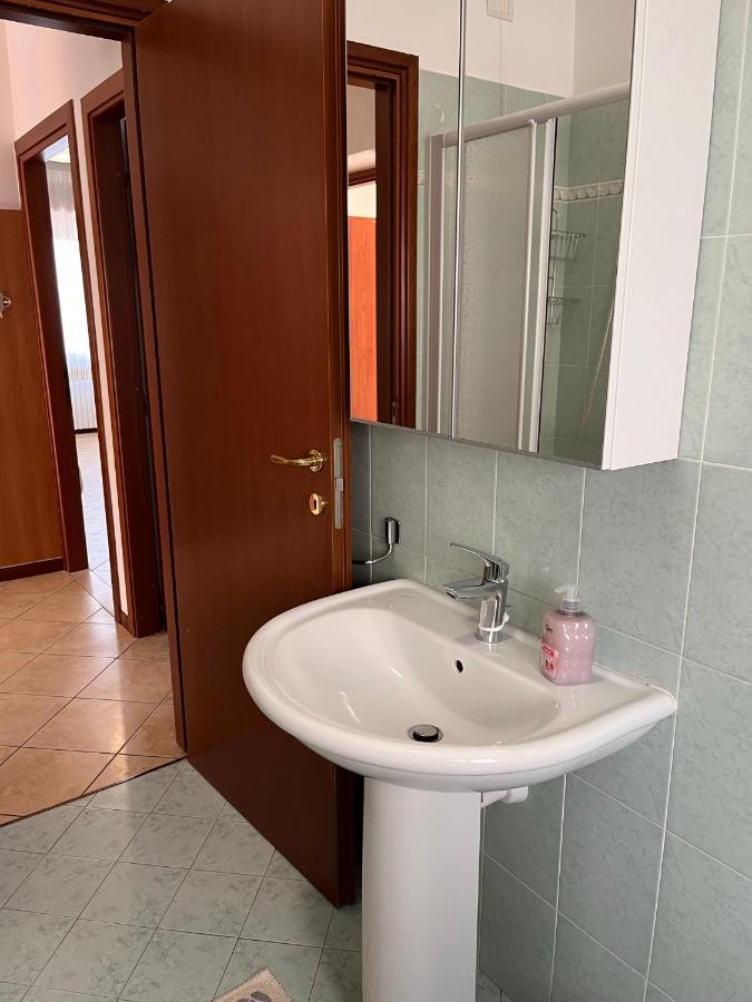 Sebino 11 Apartment Peschiera del Garda Exterior foto