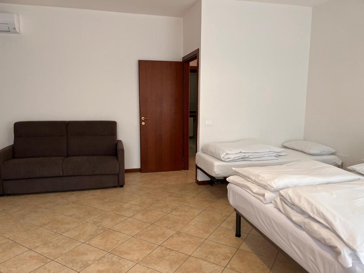 Sebino 11 Apartment Peschiera del Garda Exterior foto
