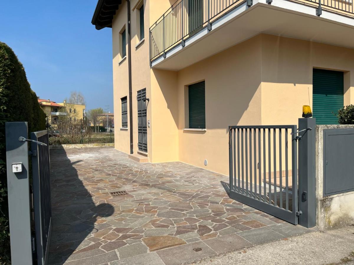 Sebino 11 Apartment Peschiera del Garda Exterior foto