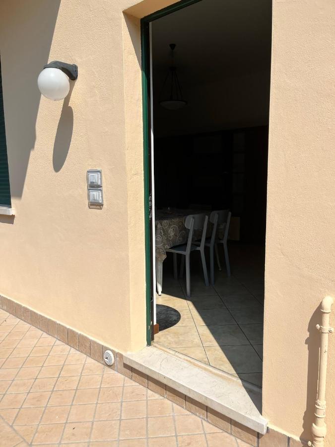 Sebino 11 Apartment Peschiera del Garda Exterior foto
