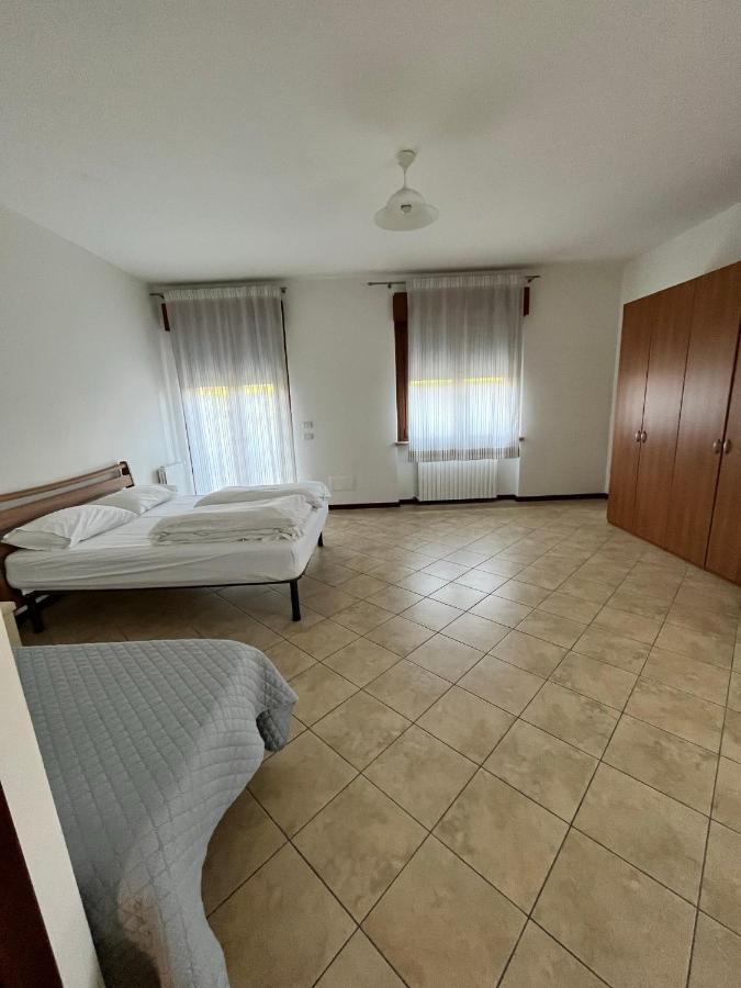 Sebino 11 Apartment Peschiera del Garda Exterior foto
