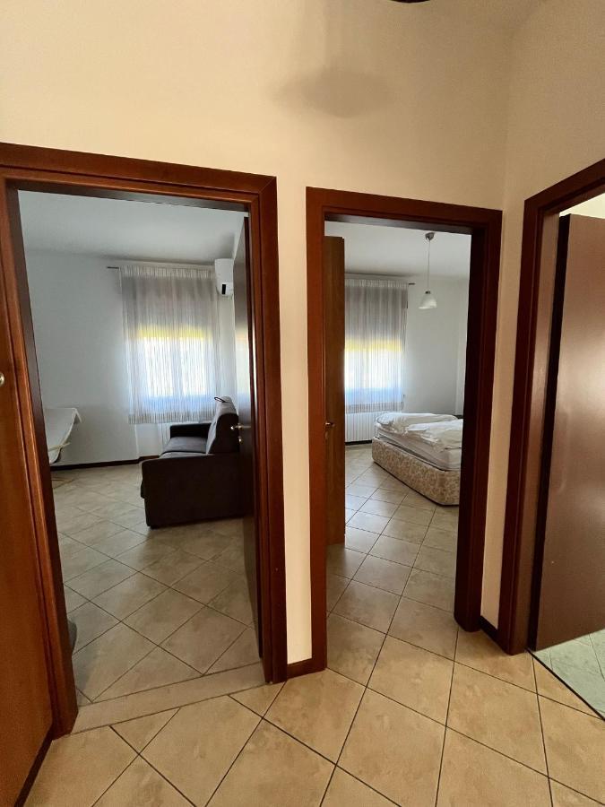 Sebino 11 Apartment Peschiera del Garda Exterior foto